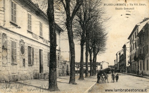 Milano-Lambrate. Via Vittorio Emanuele. Scuole Comunali